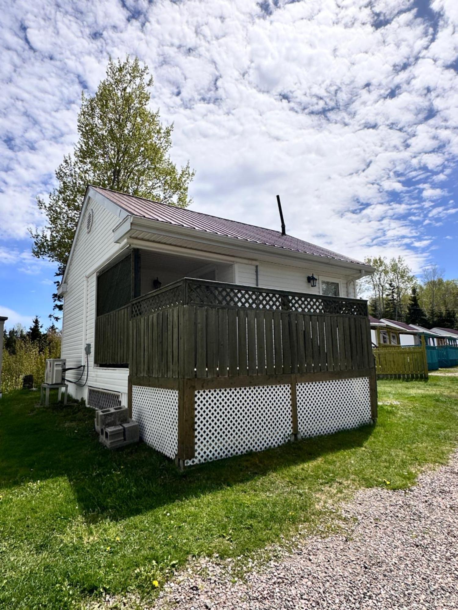 天际线的小屋酒店 英戈尼什 外观 照片