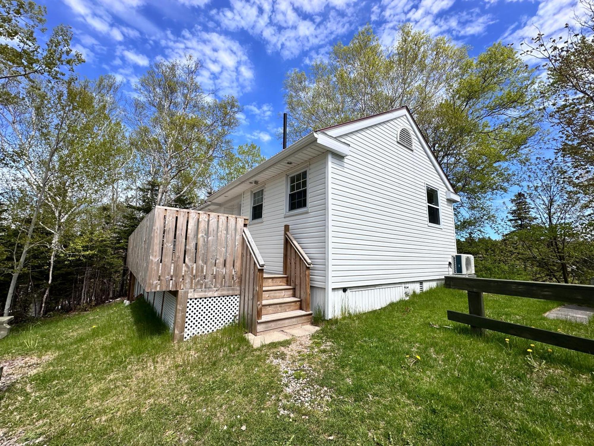 天际线的小屋酒店 英戈尼什 外观 照片