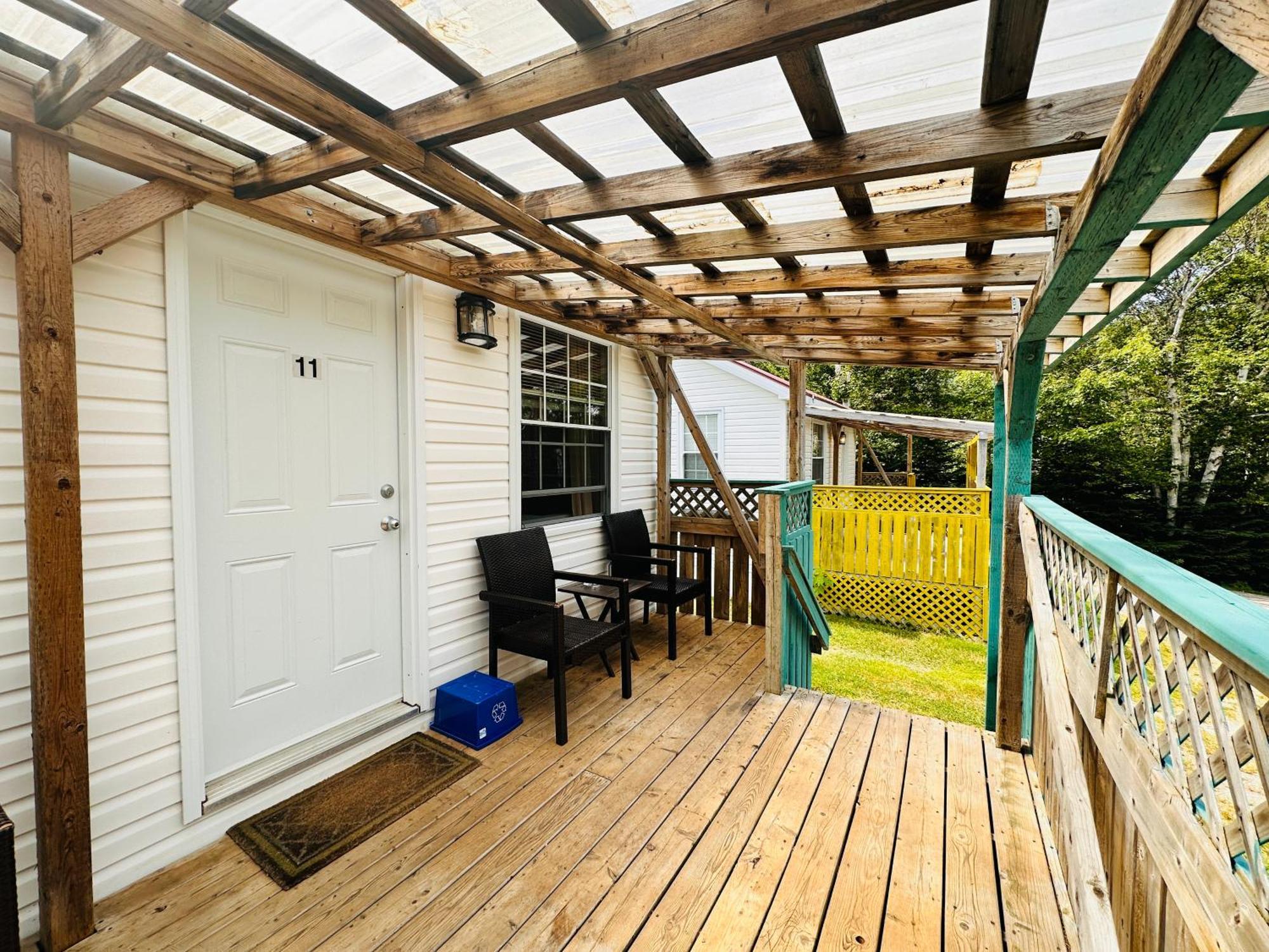 天际线的小屋酒店 英戈尼什 外观 照片